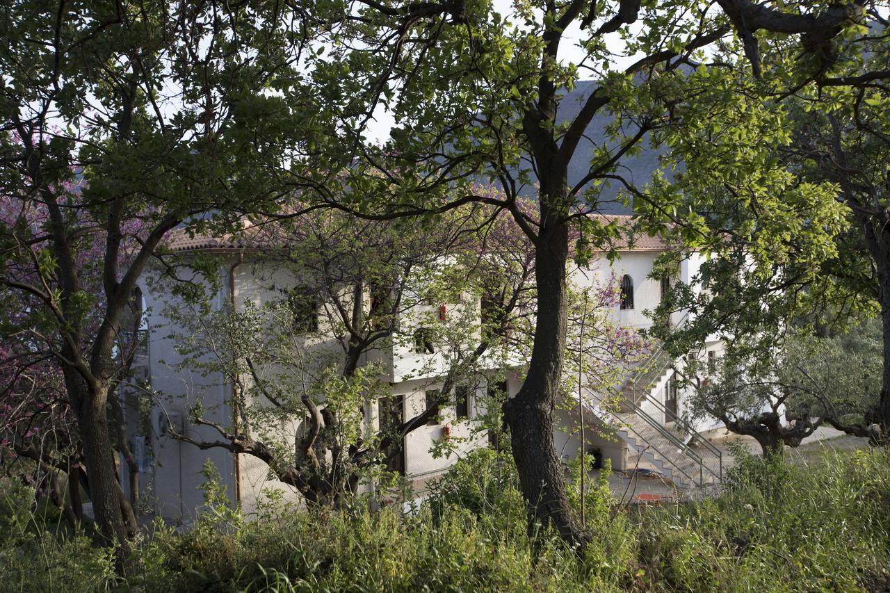 Kavoulakos Studios Skoutárion Zewnętrze zdjęcie